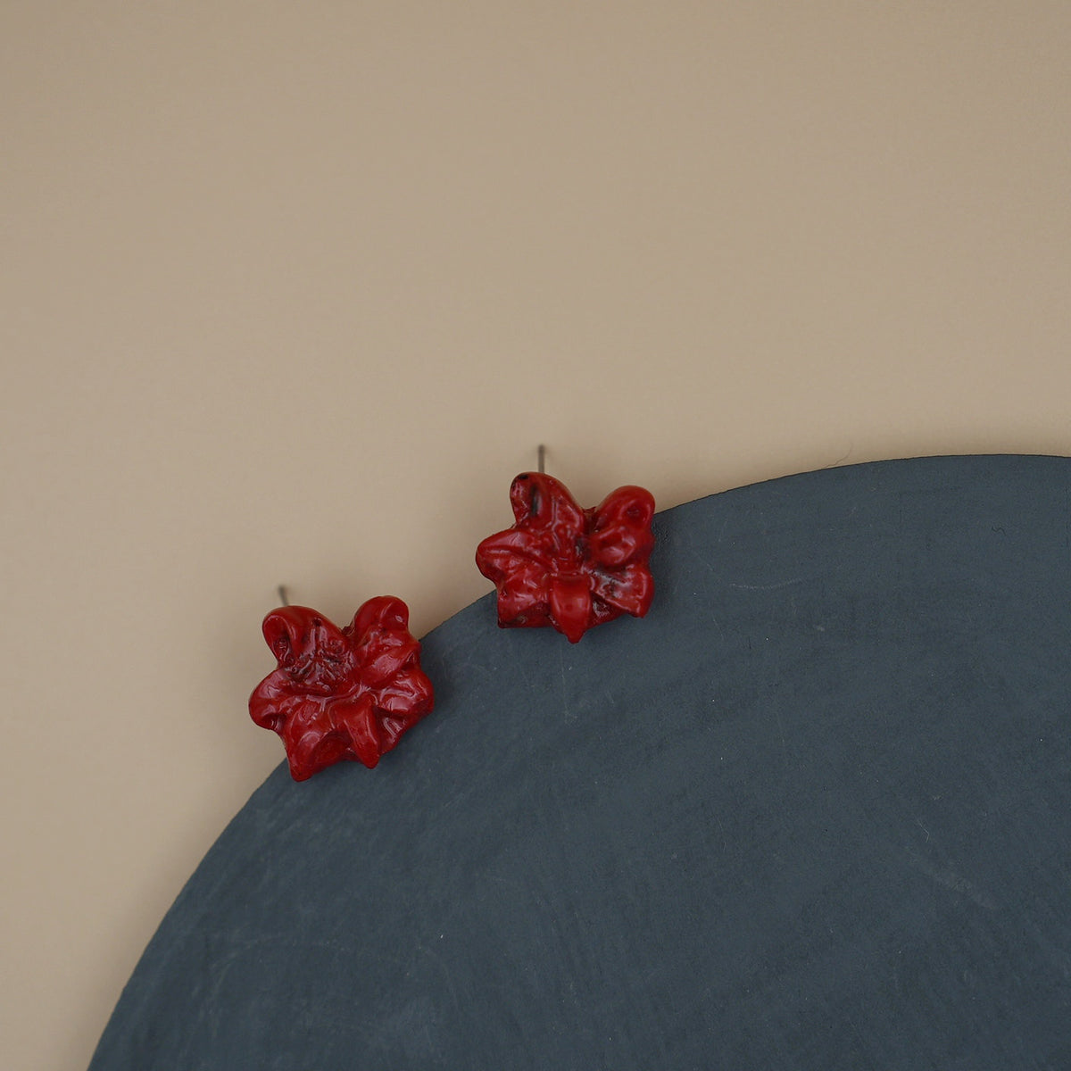 Aretes Lirio/Azucena Rojo