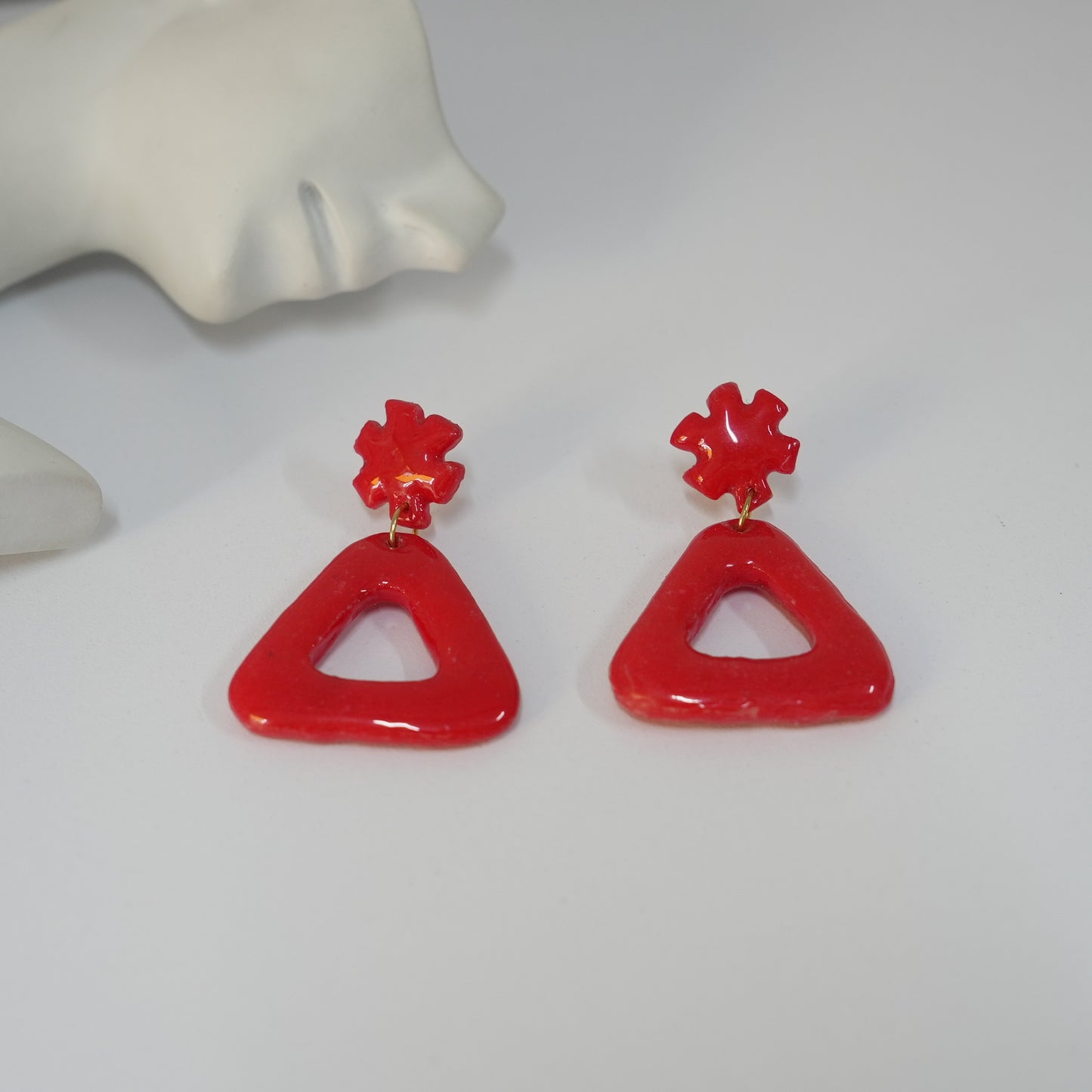 Aretes Asimetría Triangular