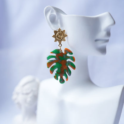 Aretes Hoja Dentada