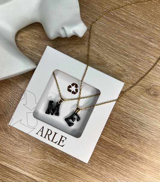 PROMO DÚO COLLARES LETRA INICIAL