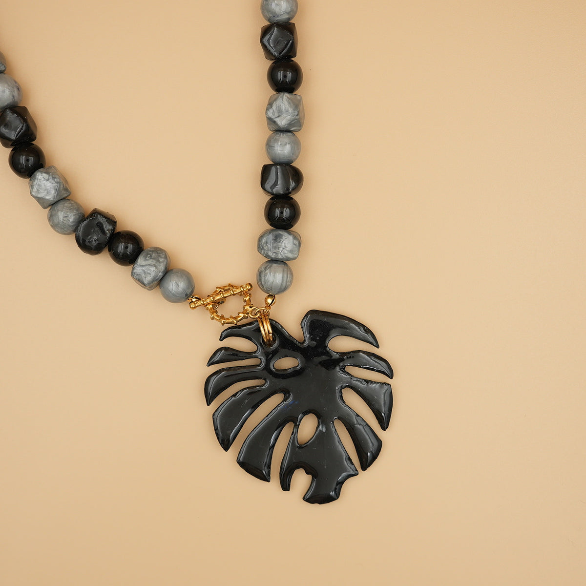 Collar Monstera