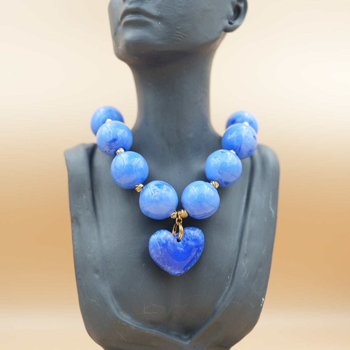 Collar Chicle celeste