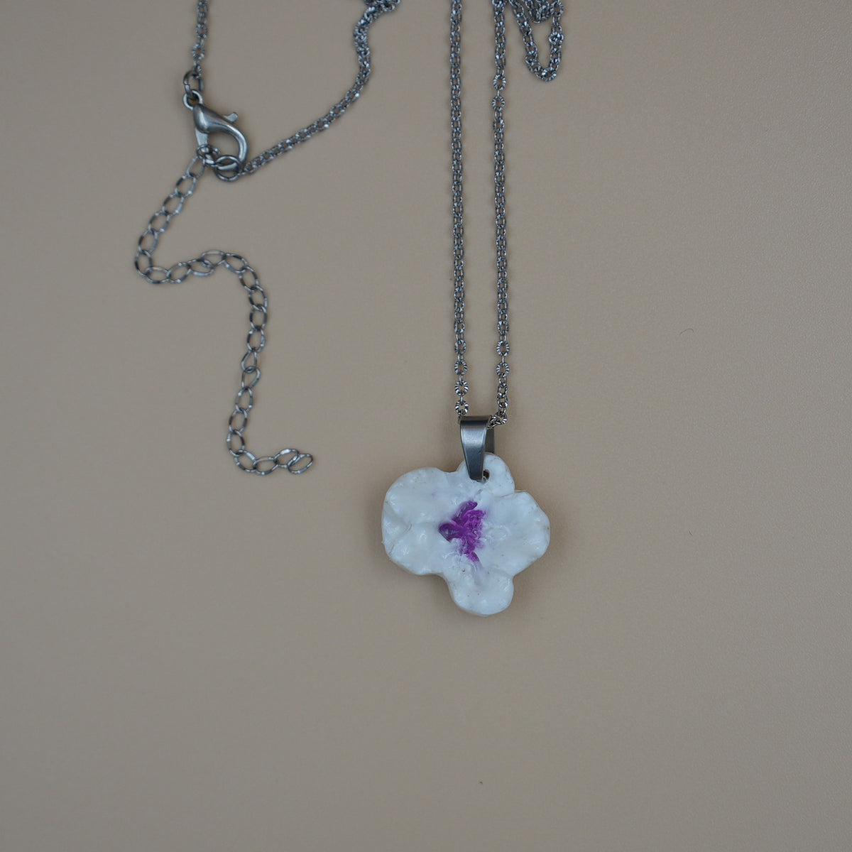Collar Orquídea Blanca