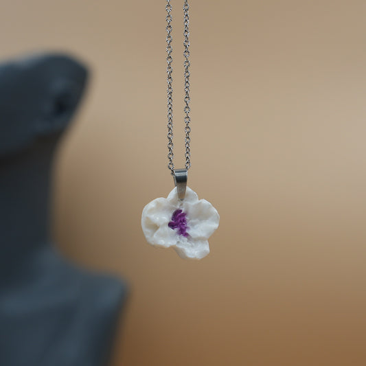 Collar Orquídea Blanca