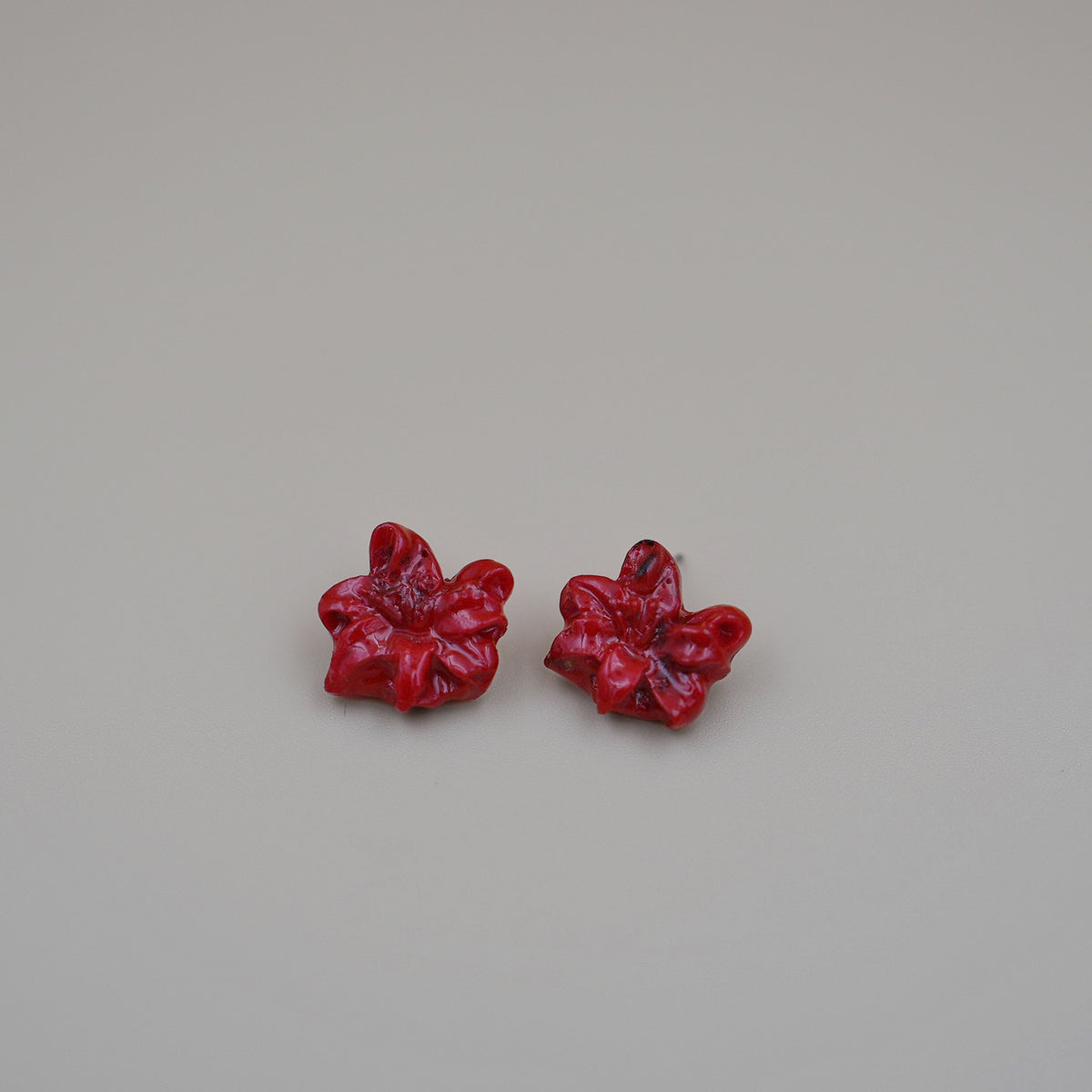 Aretes Lirio/Azucena Rojo