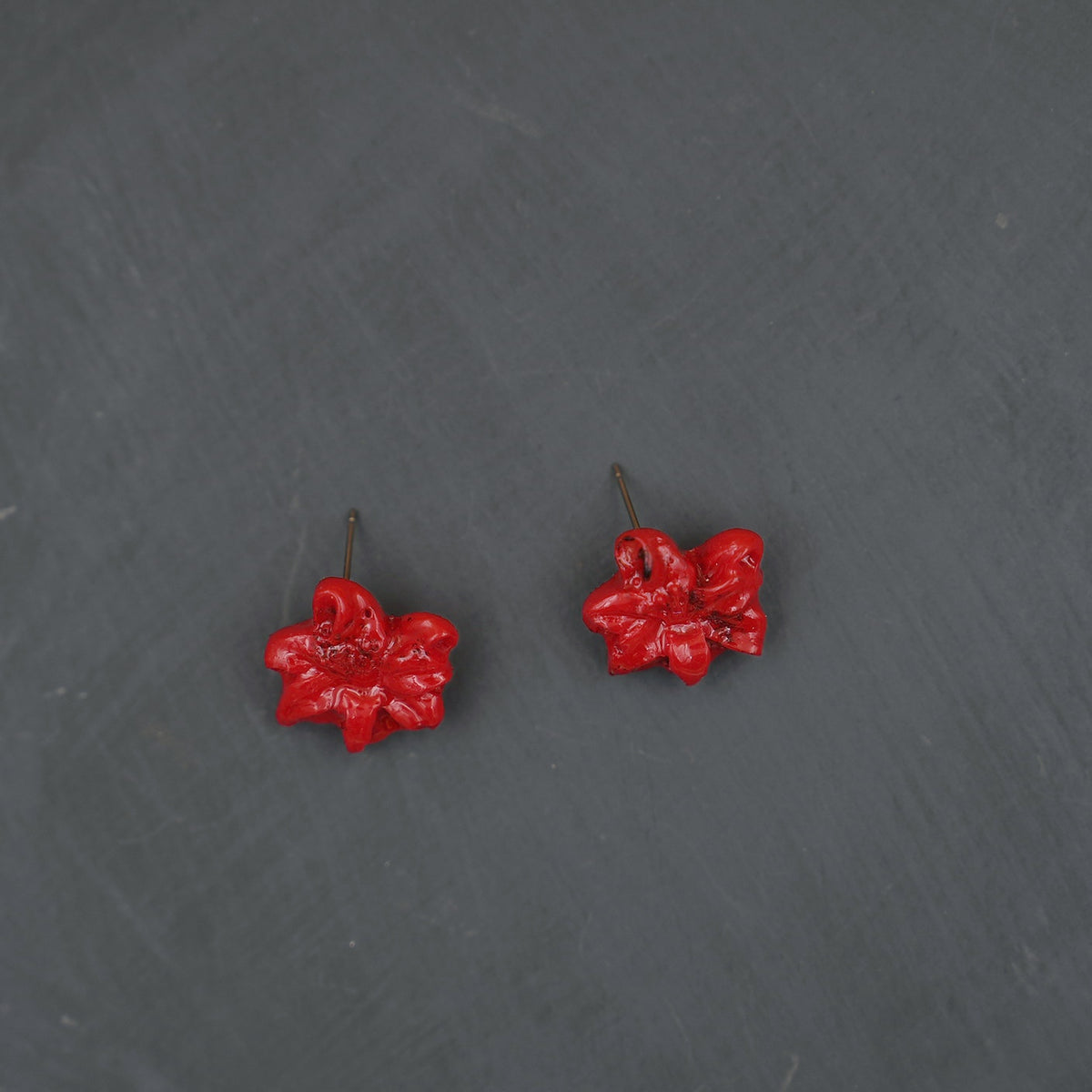 Aretes Lirio/Azucena Rojo