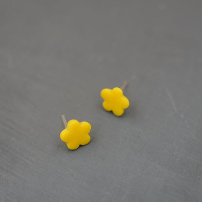 Aretes Flor Amarilla