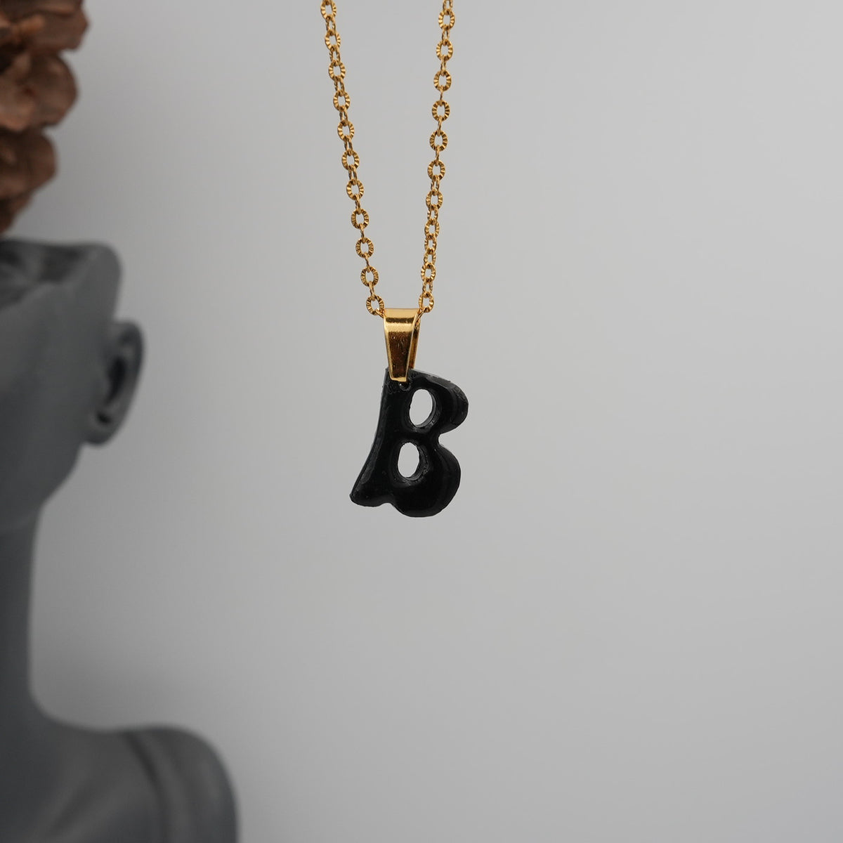 Collar Inicial (B)