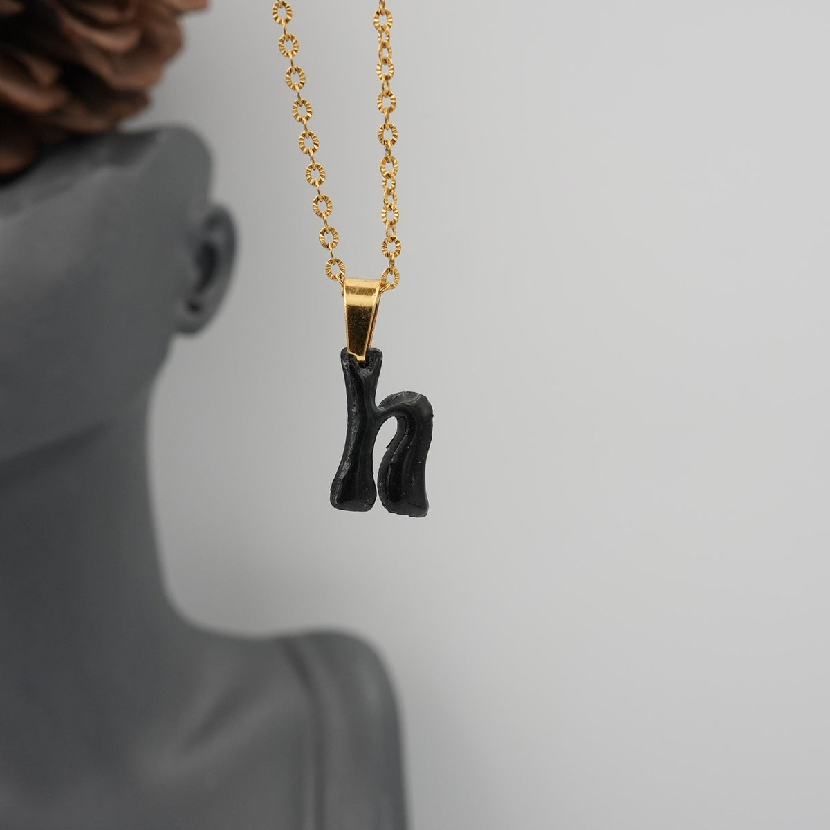 Collar Inicial (H)