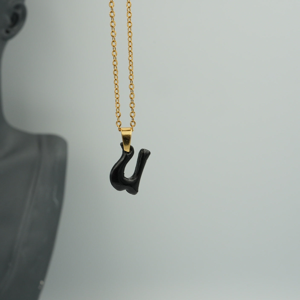 Collar Inicial (U)