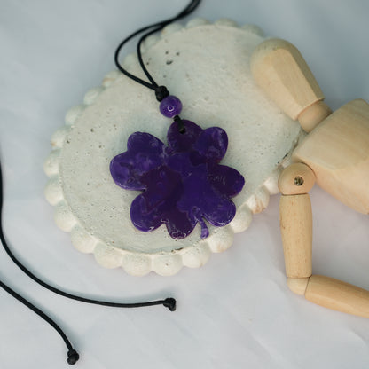 Collar Hilo Multiuso Maxi Hoja Trébol Morado